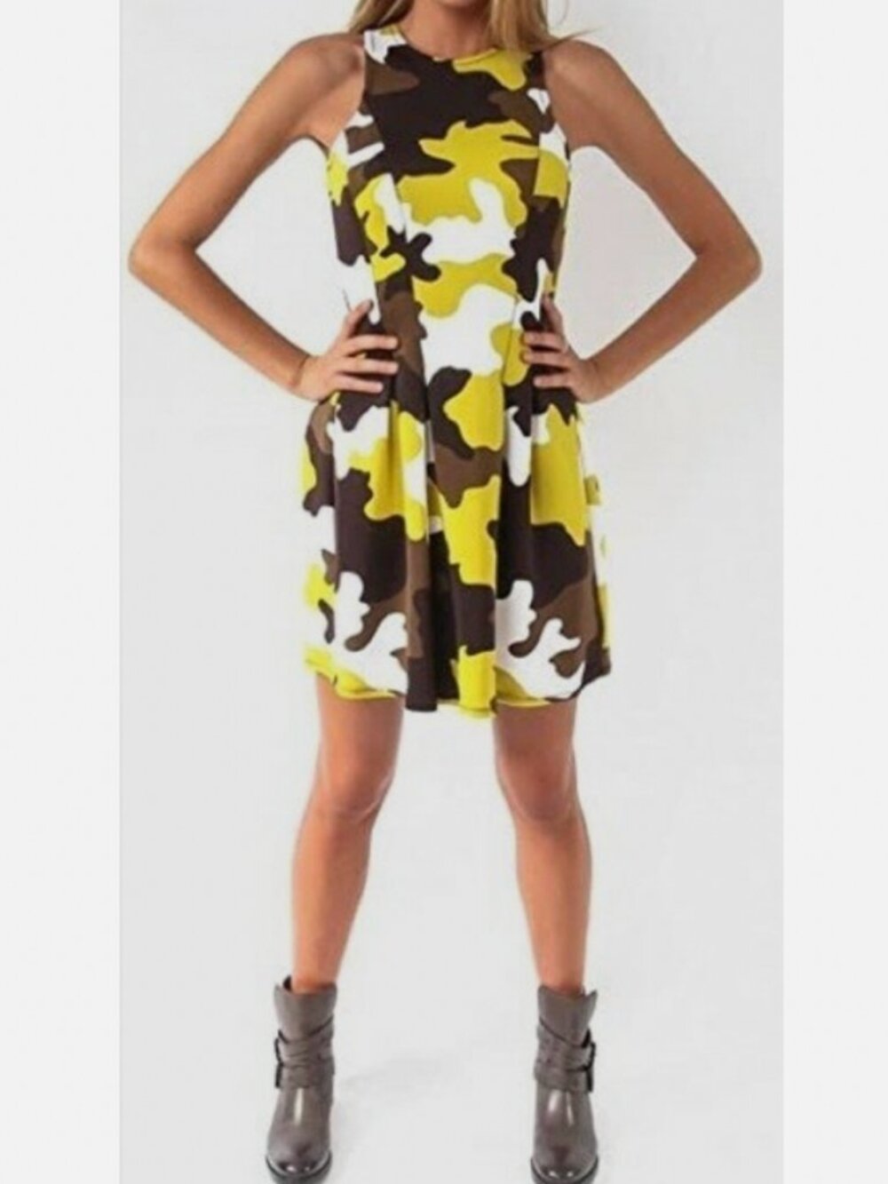 Michael Kors Fit and Flare Neoprene Knee Length Camo Camoflauge Dress Size 4